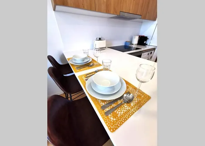 188 Avenue, Centro Apartment