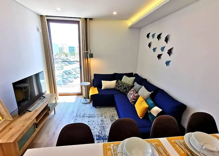 Apartment 188 Avenue, Centro *